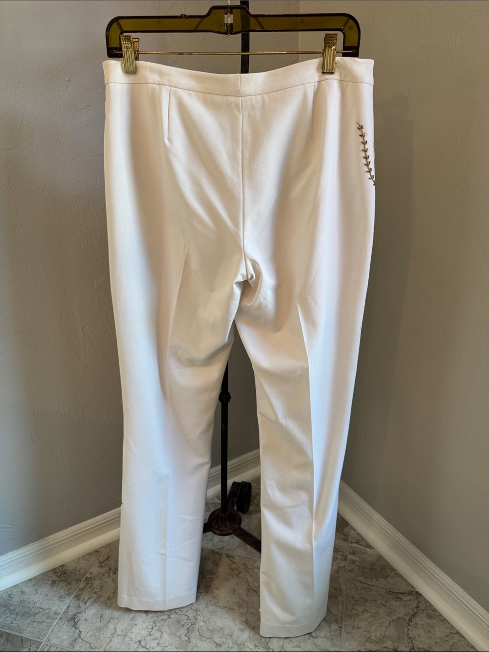 Cache White Wide Leg Pants with Gold Floral Embroidery - Picture 6 of 9